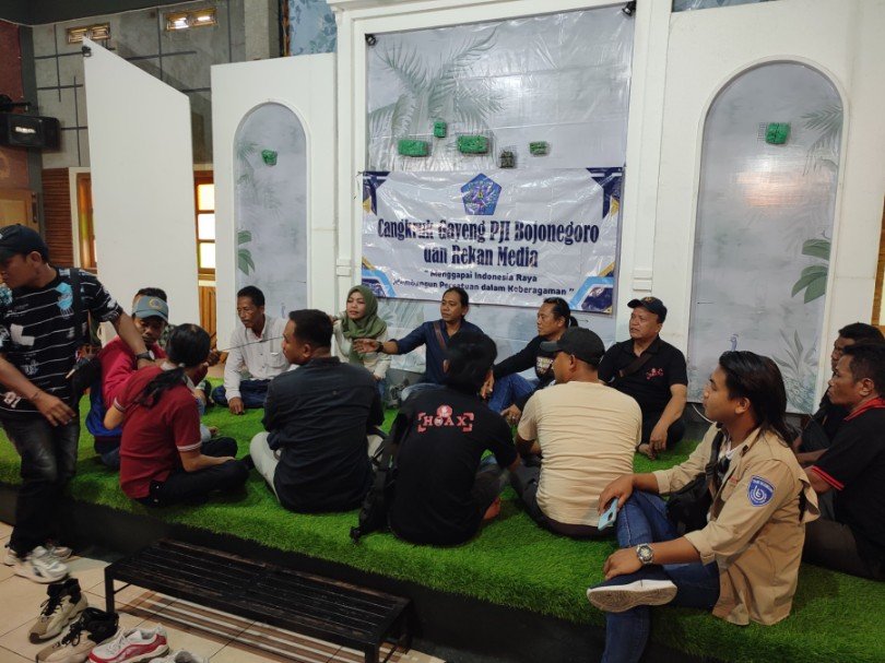 Mediacahayabaru.id Orbitnasional.com Bojonegorotimes.id Amunisinews.id 12
