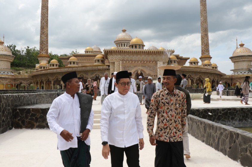 Mediacahayabaru.id Orbitnasional.com Bojonegorotimes.id Amunisinews.id 32