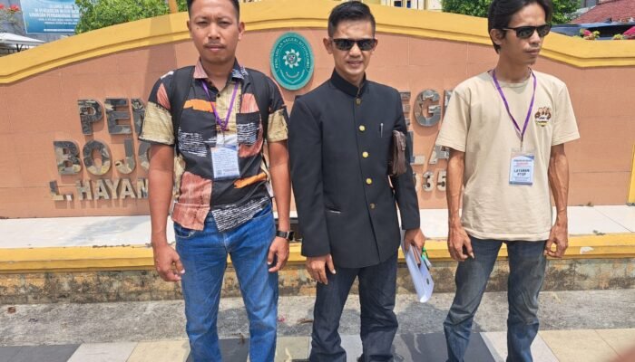 Bisnis Tambang Pasir Berujung Sengketa, Dua Pegawai PN Bojonegoro Saling Gugat