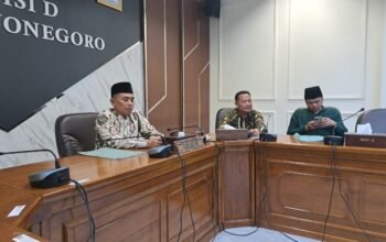 Ketua Komisi D Imam Solikin Ingatkan Semua Kontraktor Agar Sesuai Jadwal 