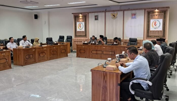 DPRD Bojonegoro Gelar Rapat Gabungan, Cari Solusi Longsor Bantaran Bengawan Solo di Desa Sarirejo