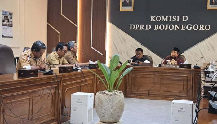 Rapat Komisi D DPRD Bojonegoro Soroti Lambatnya Proyek Jalan dan Jembatan