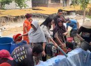 Partai Gerindra Bojonegoro Salurkan Air Bersih
