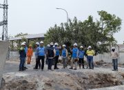 Perkuat Keandalan Kelistrikan Gresik dan Sekitarnya, General Manager PLN UIP JBTB Lakukan Site Visit Pantau Progres SUTT 150 kV Bungah – Paciran